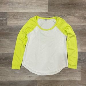 Splendid Top Size Small NWOT